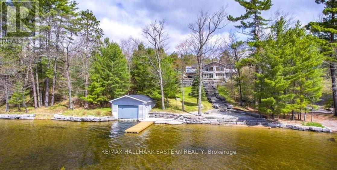 15 OAKRIDGE DRIVE - 13