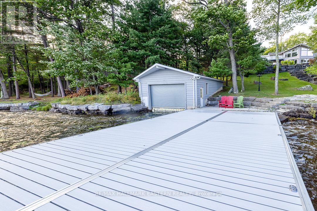 15 OAKRIDGE DRIVE - 24