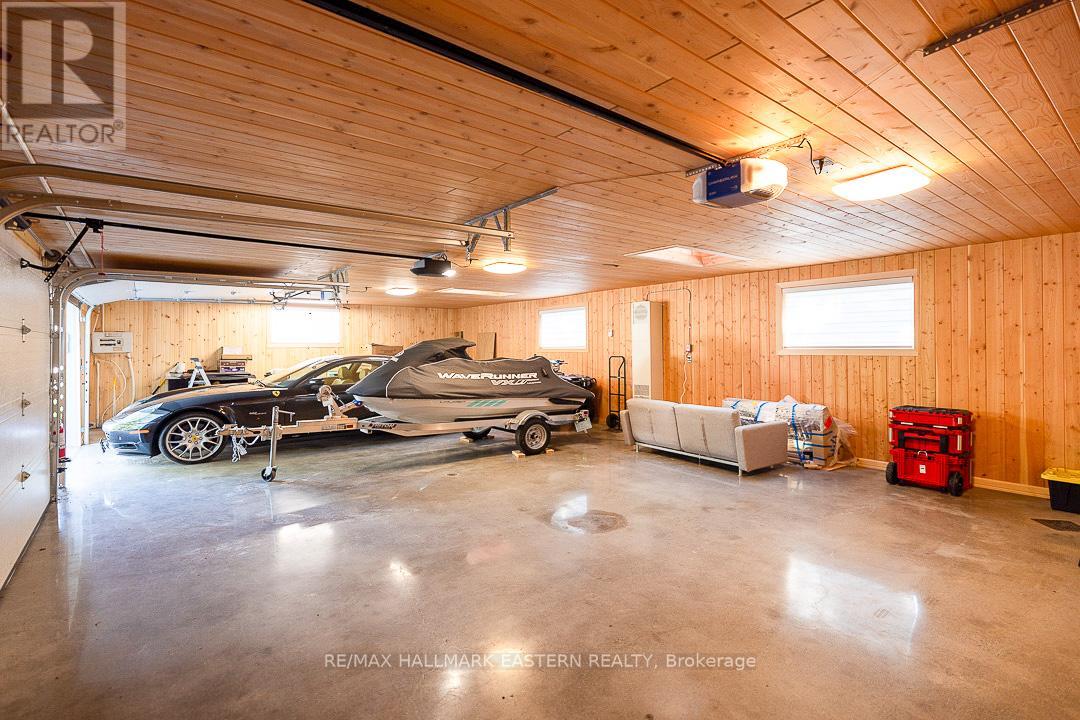 15 OAKRIDGE DRIVE - 29