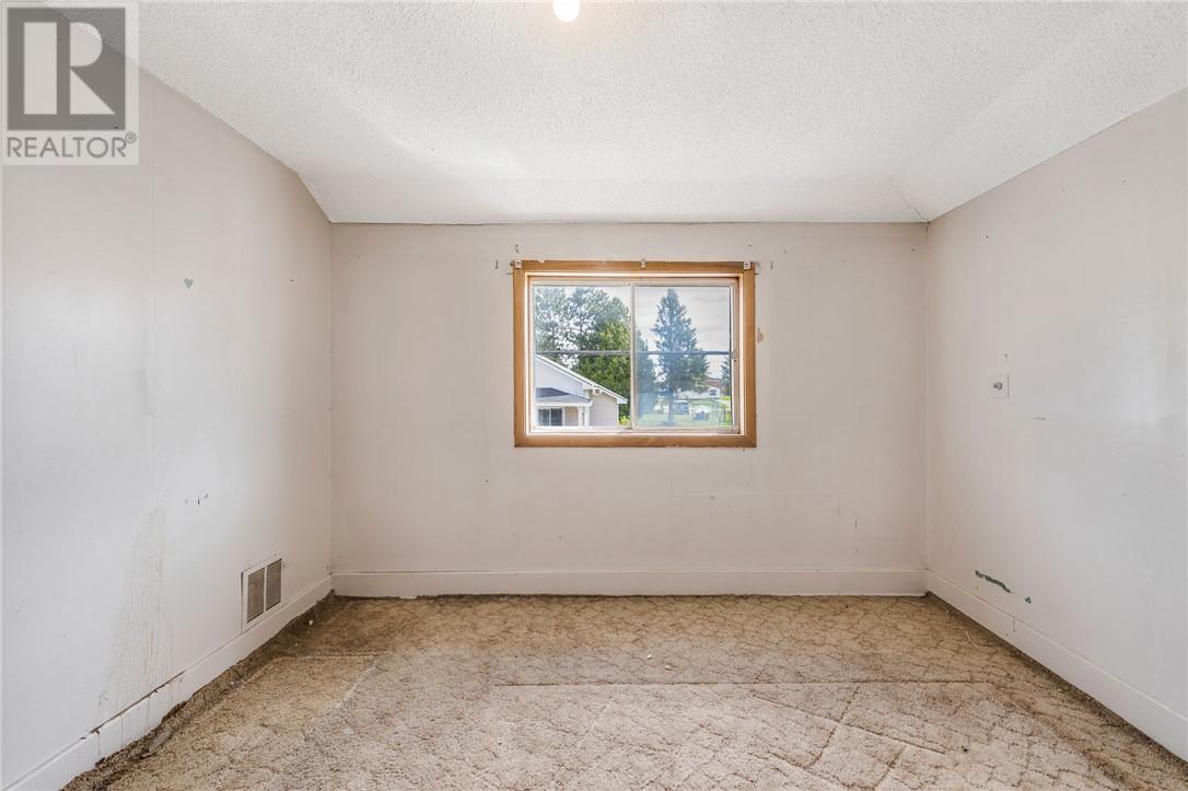 71 St David Street N - 27