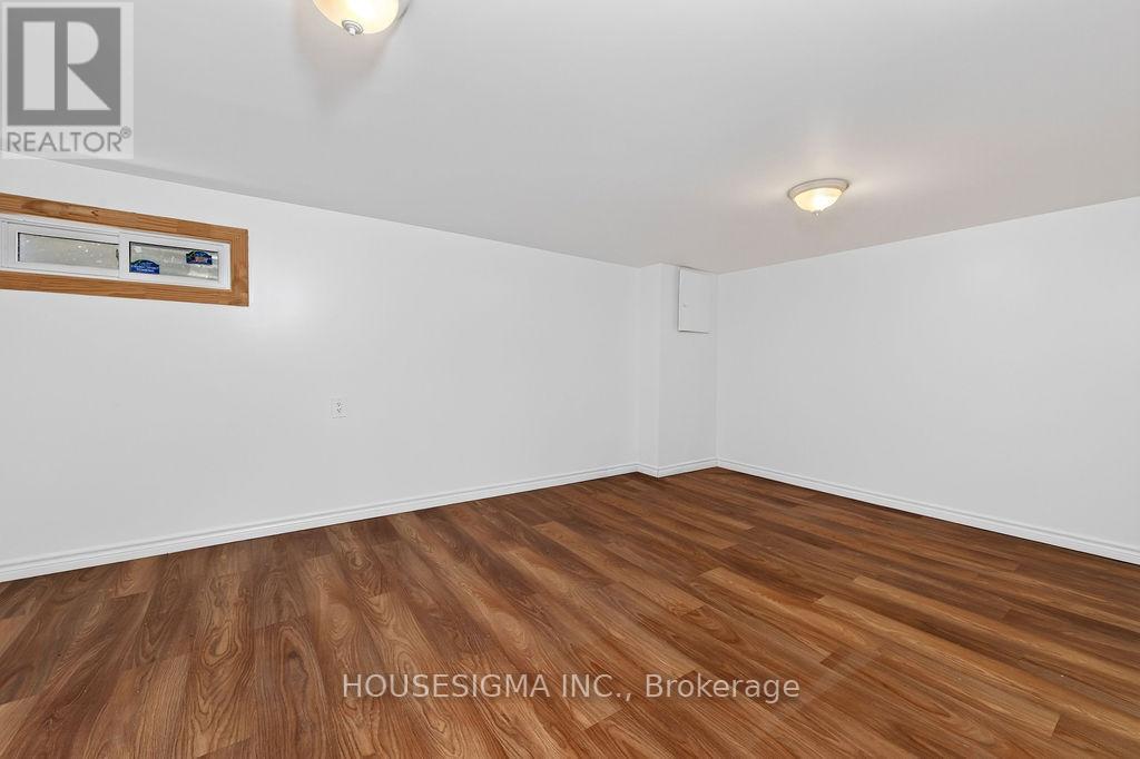 #143 166 SOUTHDALE ROAD W - 19