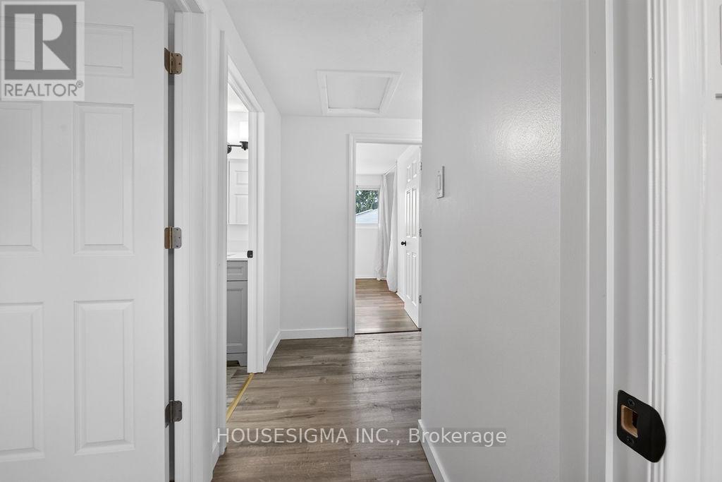 #143 166 SOUTHDALE ROAD W - 34