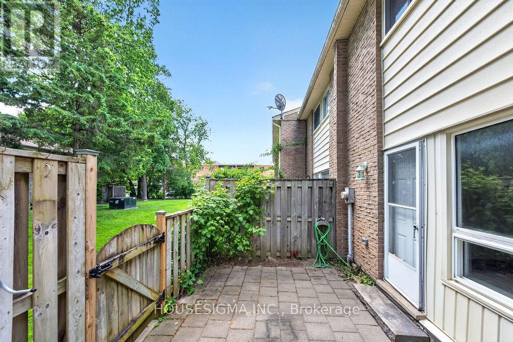 #143 166 SOUTHDALE ROAD W - 41