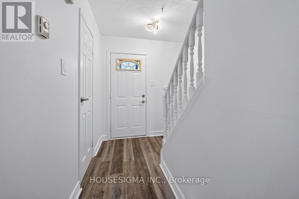 #143 166 SOUTHDALE ROAD W - 9