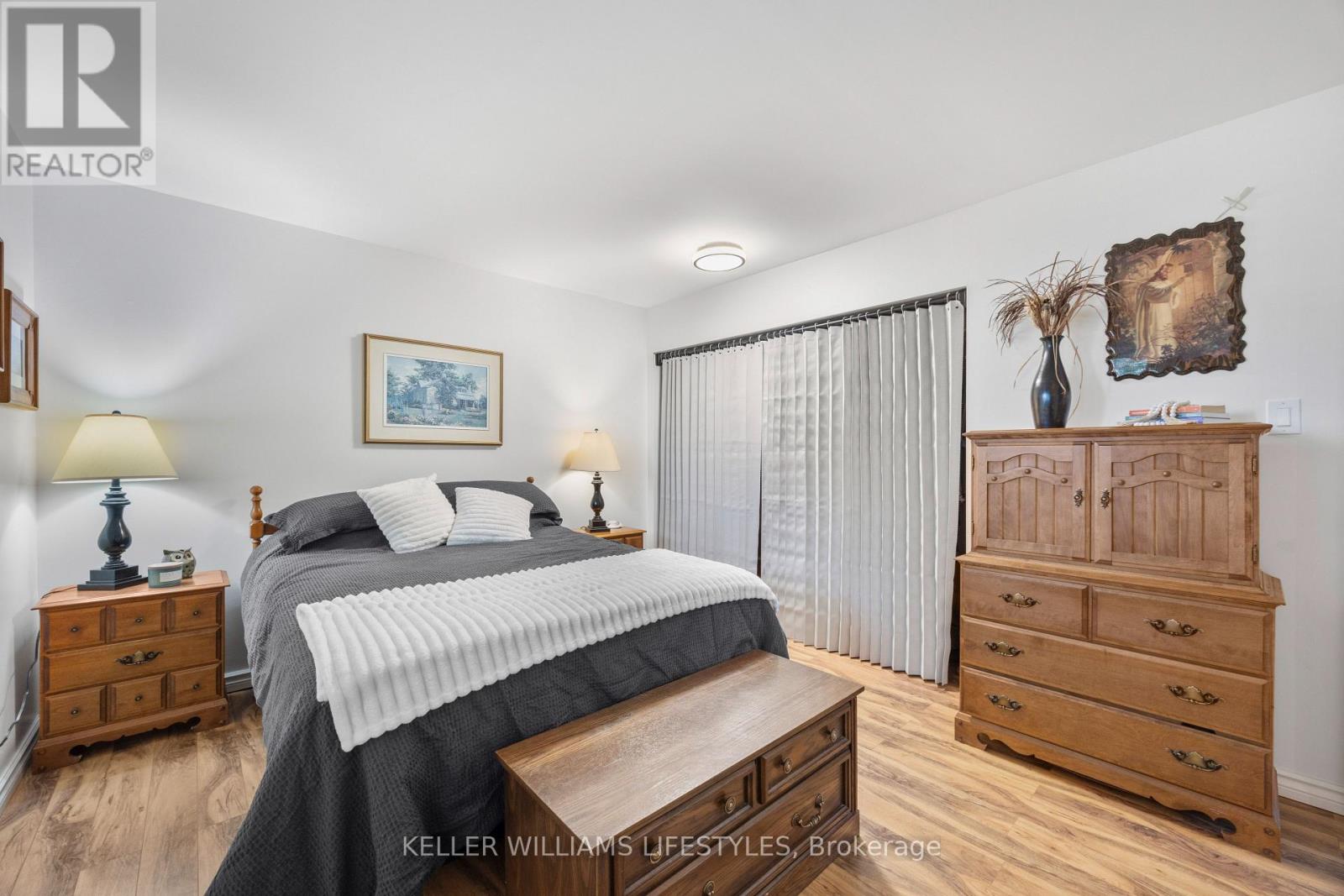 109 WILLOW AVENUE - 20