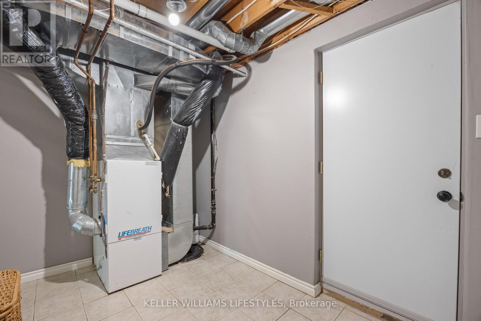 109 WILLOW AVENUE - 35