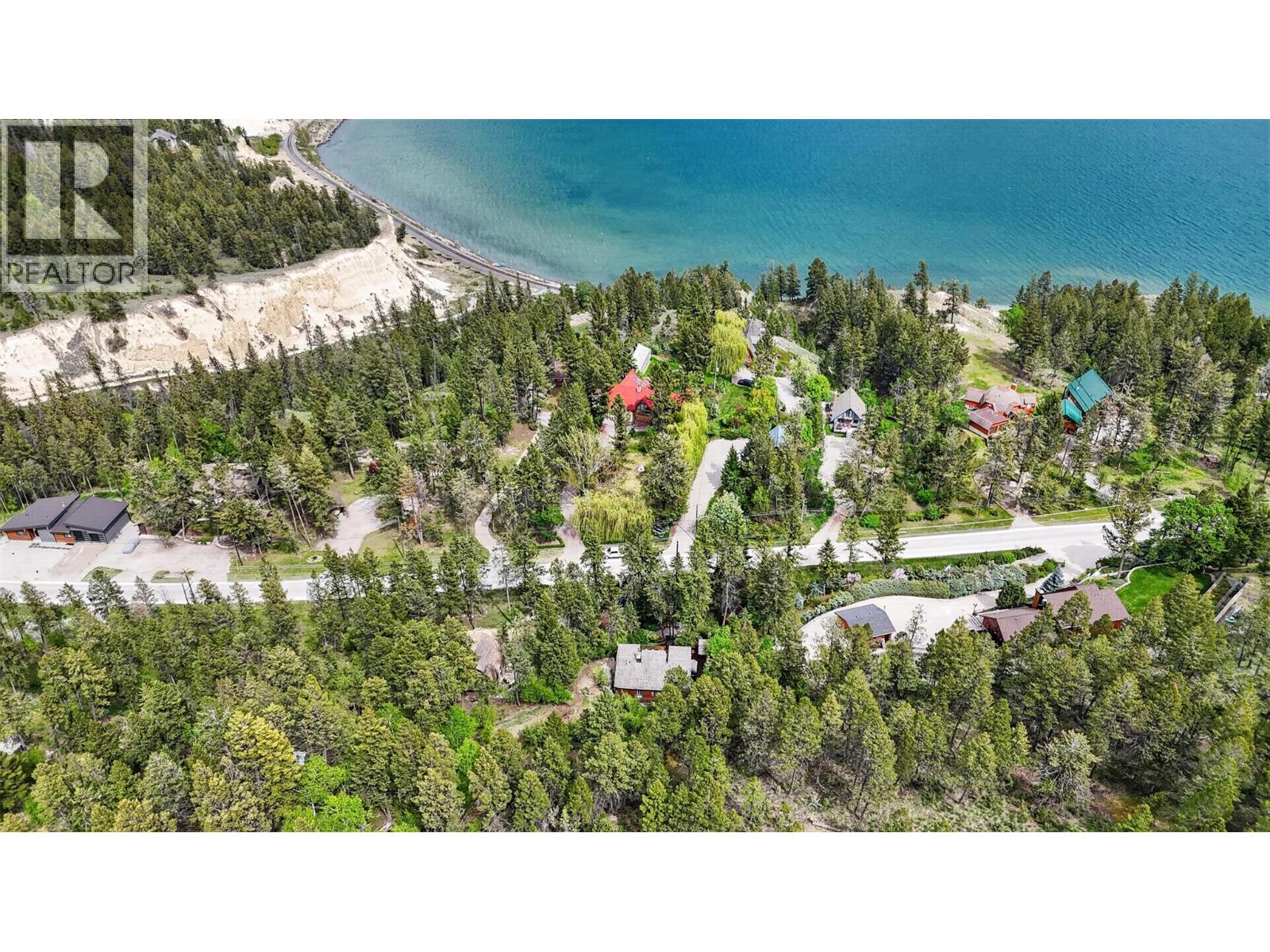 6035 COLUMBIA LAKE Road - 5