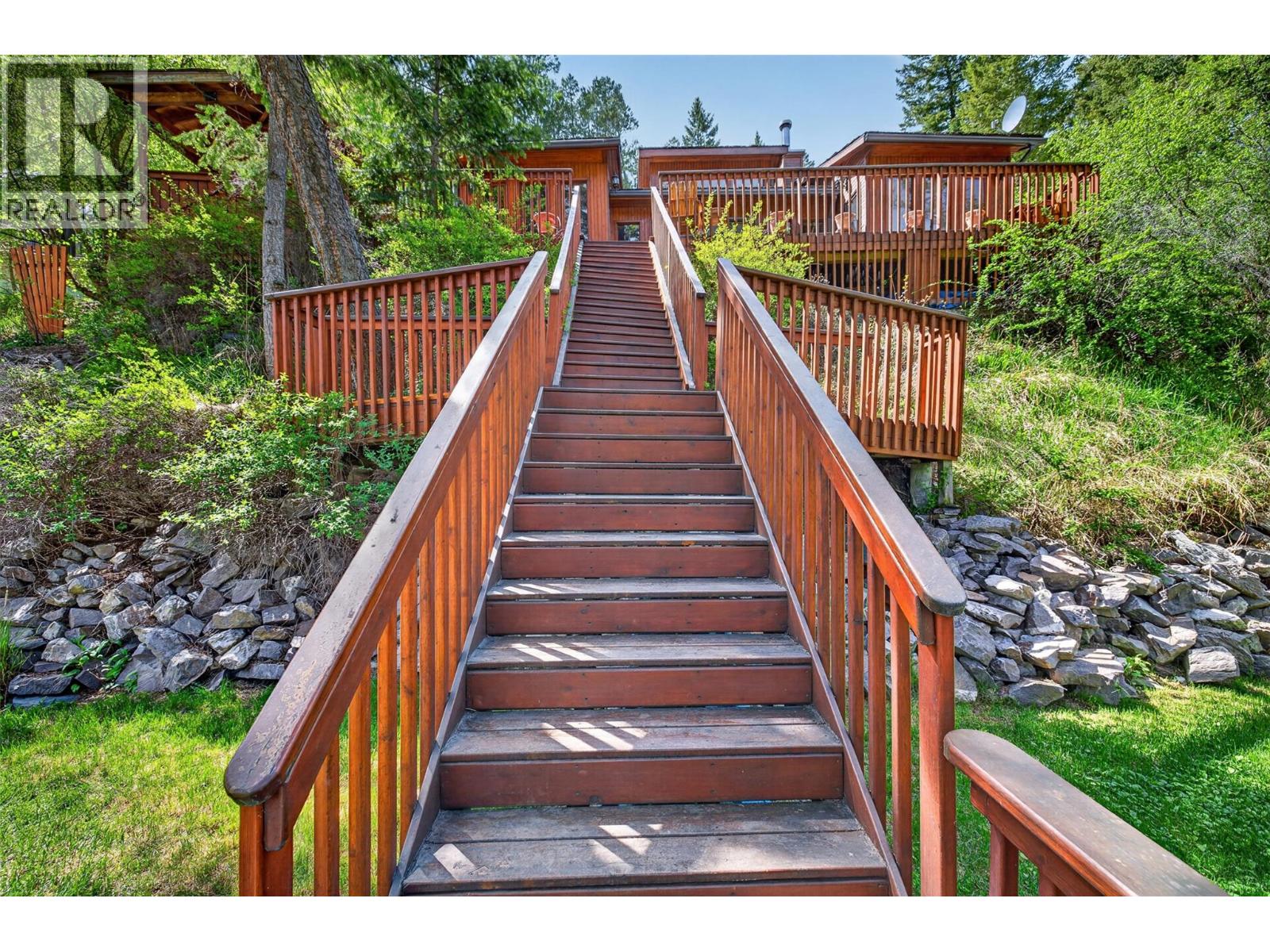 6035 COLUMBIA LAKE Road - 36