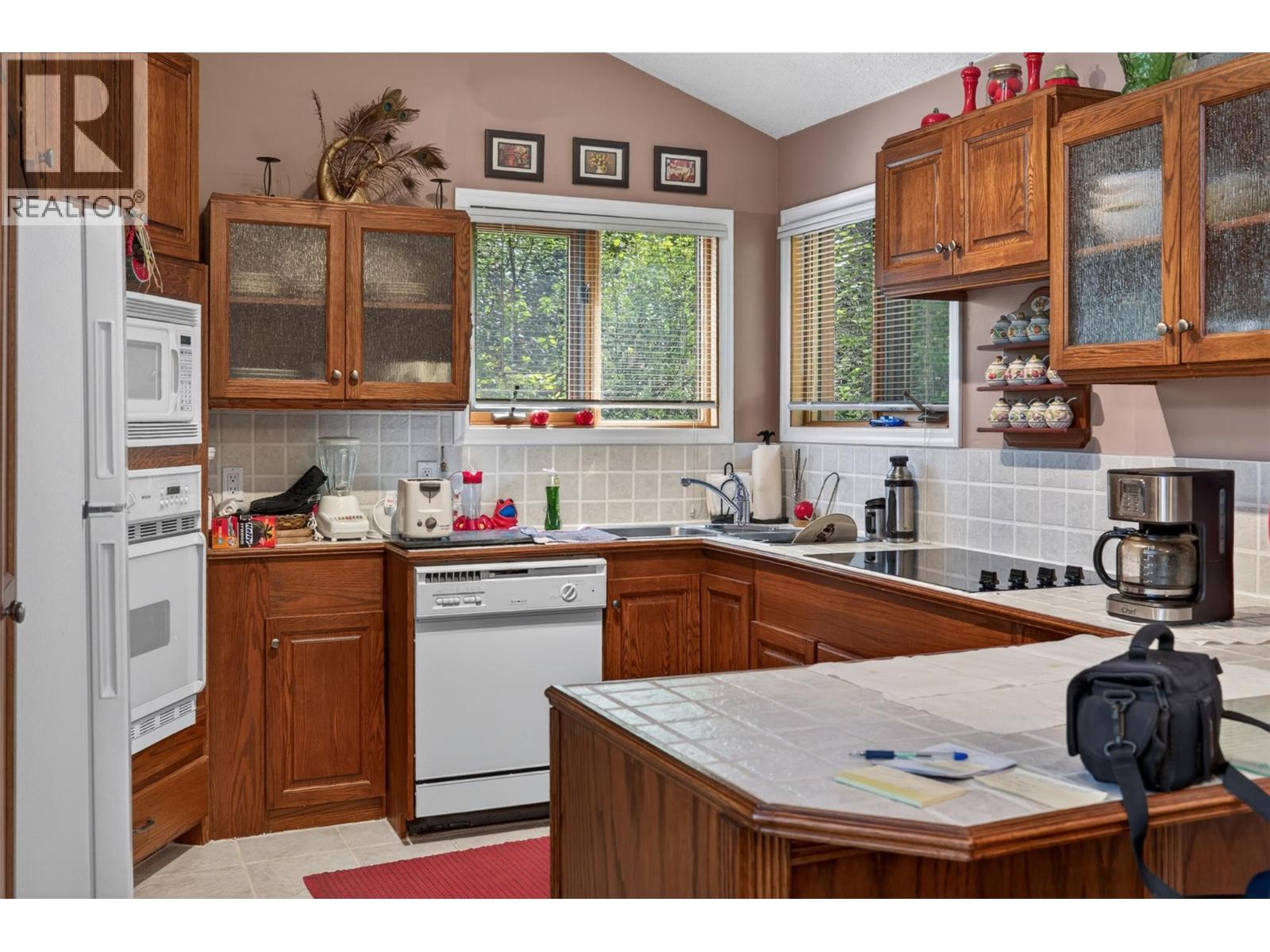 6035 COLUMBIA LAKE Road - 11