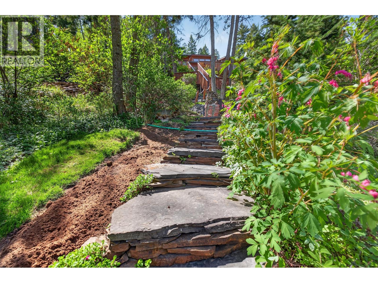 6035 COLUMBIA LAKE Road - 46