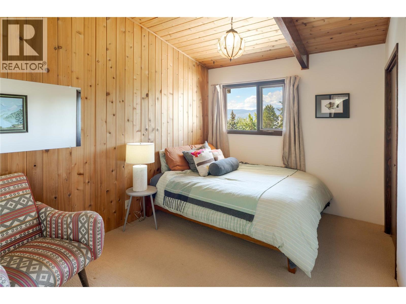 489 Okaview Road, Kelowna