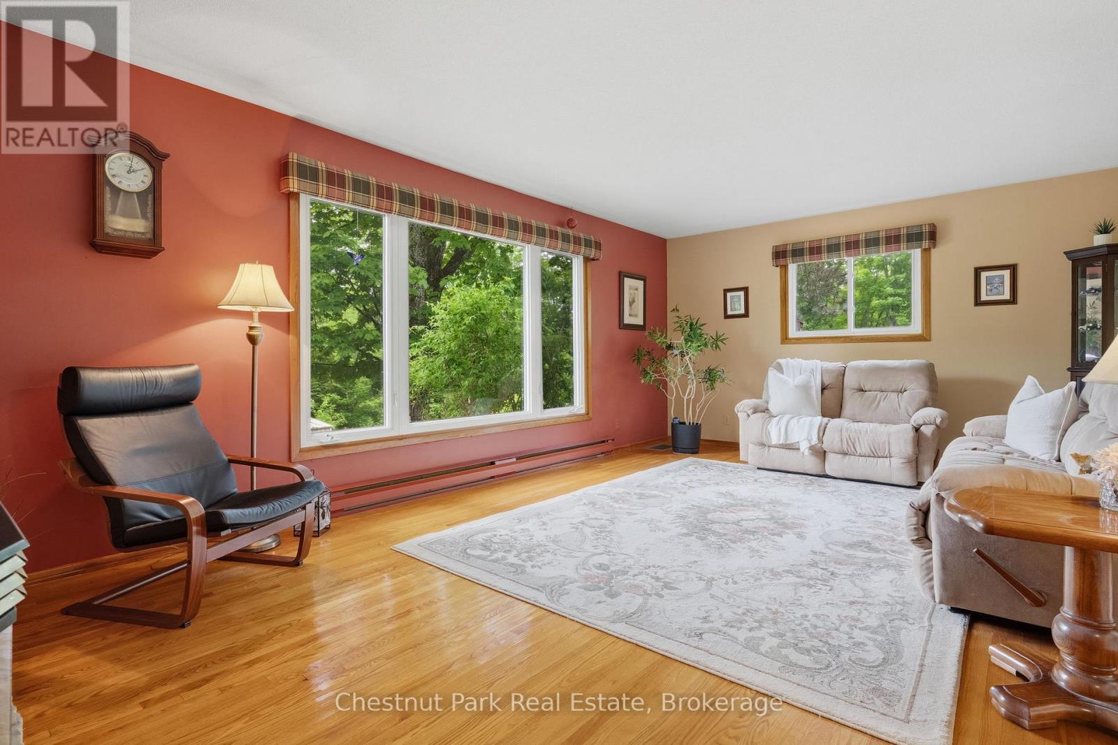 379 GABLES ROAD - 10