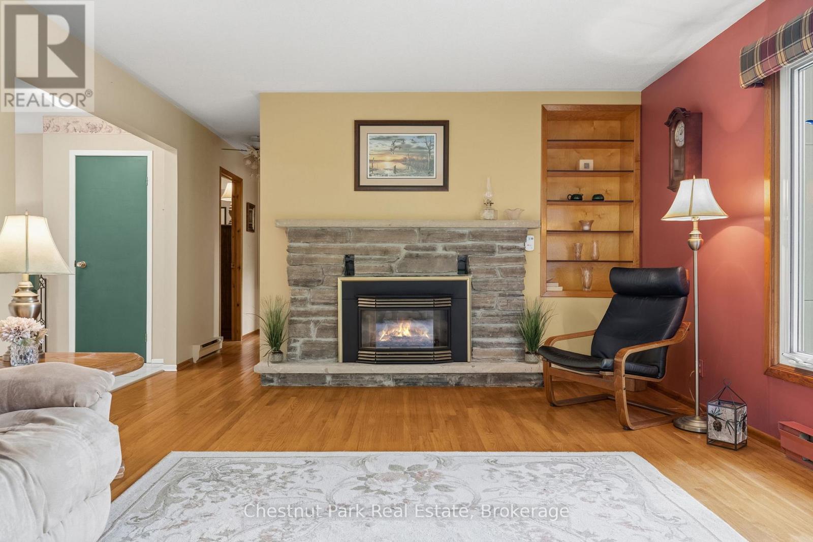 379 GABLES ROAD - 12