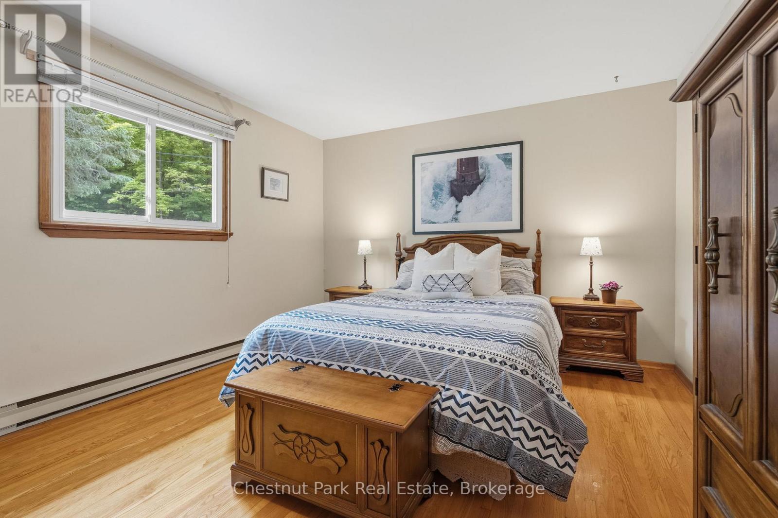 379 GABLES ROAD - 16
