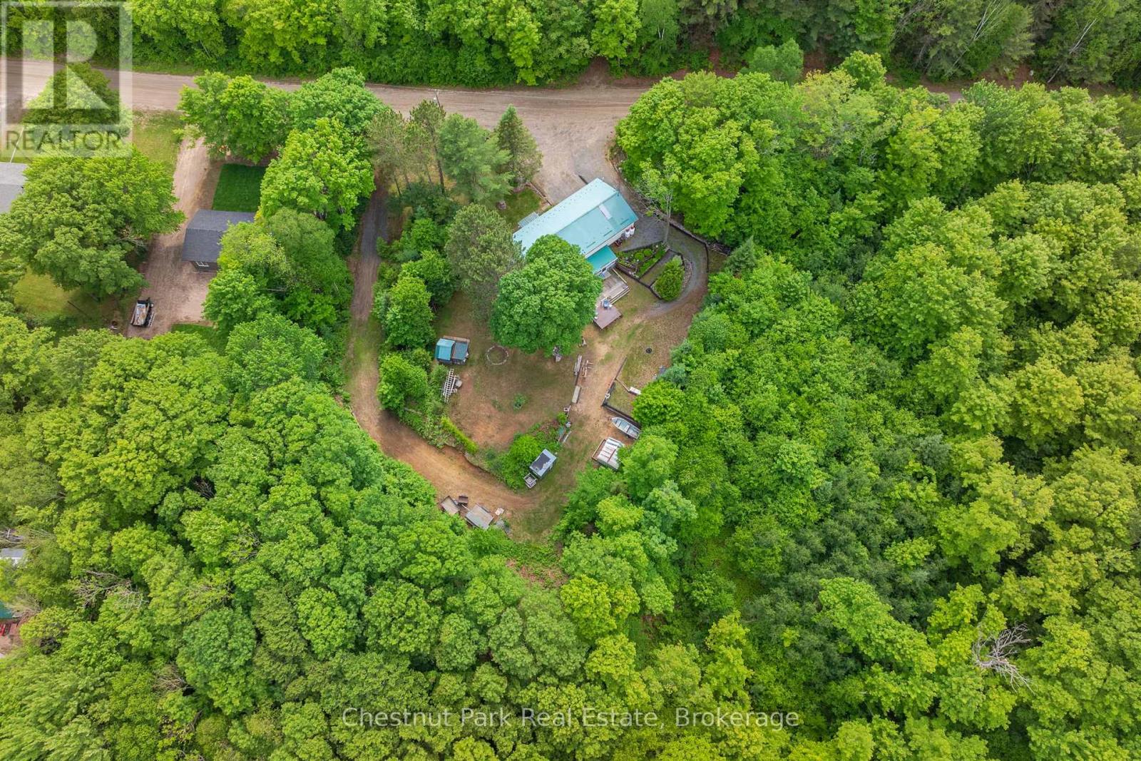 379 GABLES ROAD - 40
