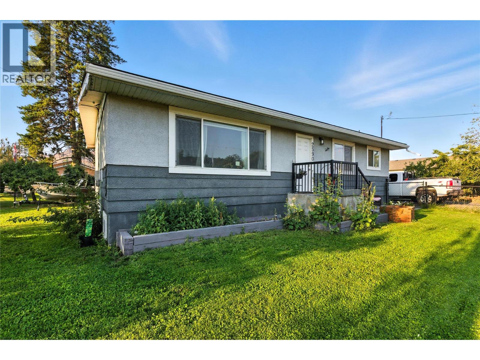 2590 Tranquille Road - 1