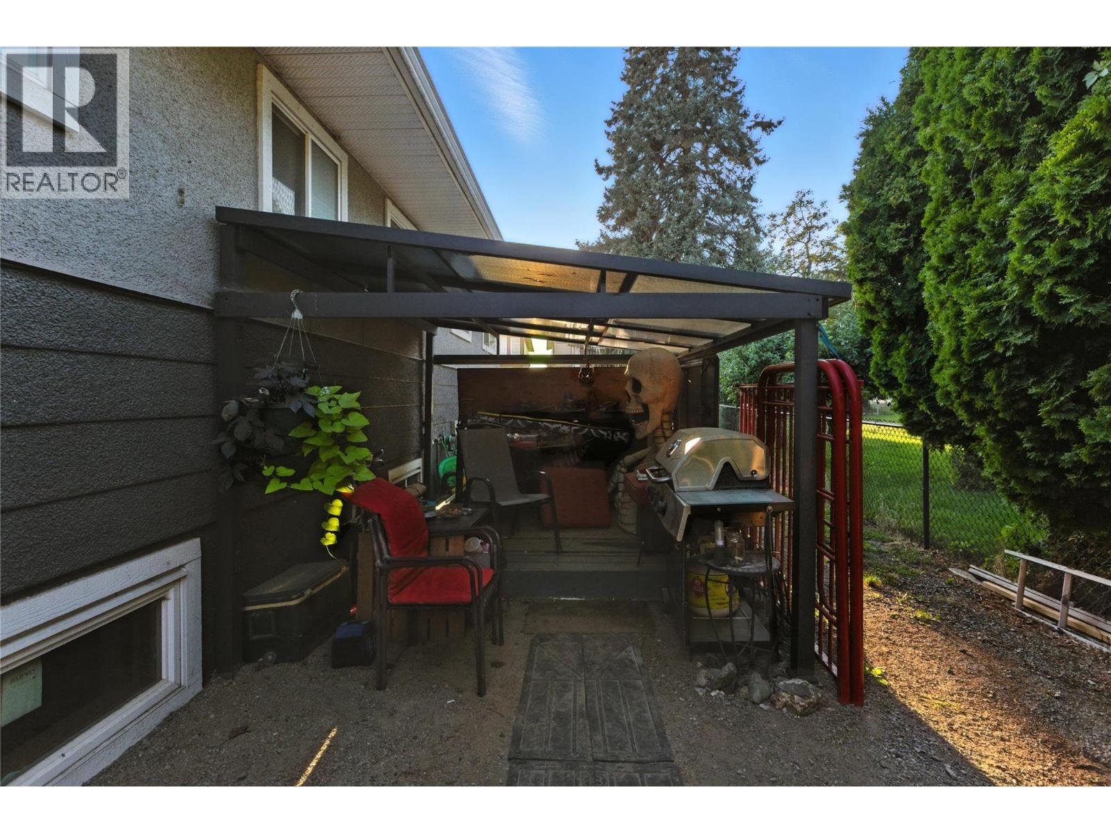 2590 Tranquille Road - 18