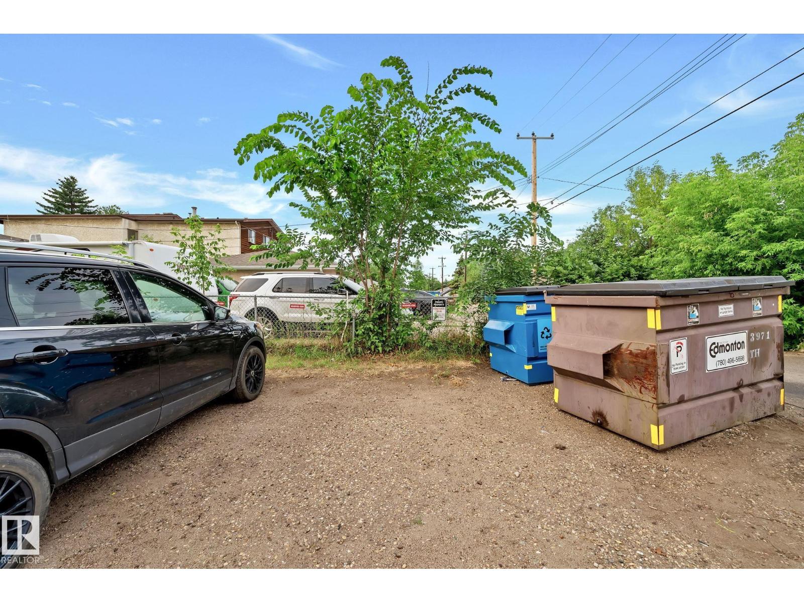 #104 12409 82 ST NW - 11