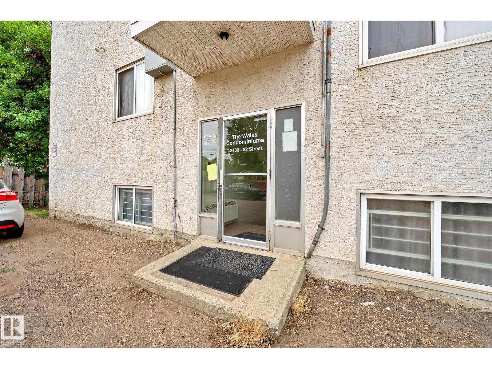 #104 12409 82 ST NW - 18
