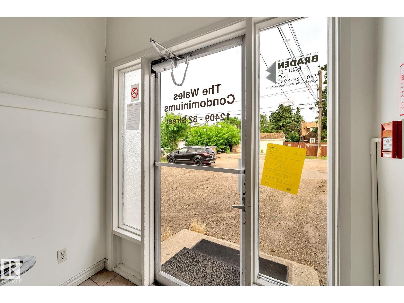 #104 12409 82 ST NW - 19
