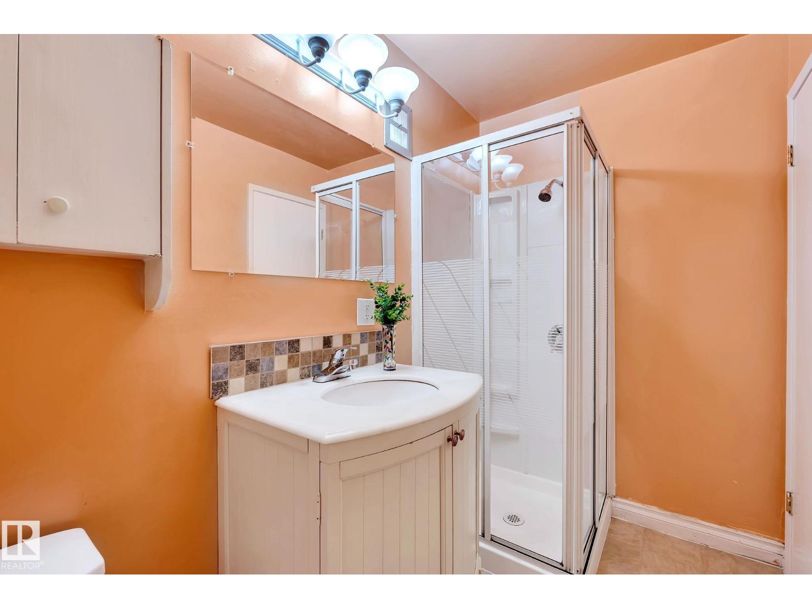 #104 12409 82 ST NW - 9
