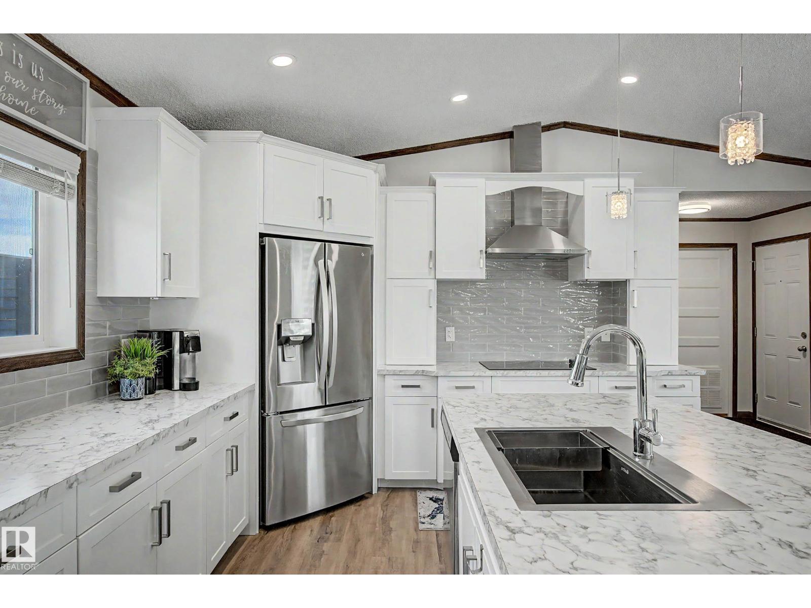 #126 41310 Range Road 282 - 1