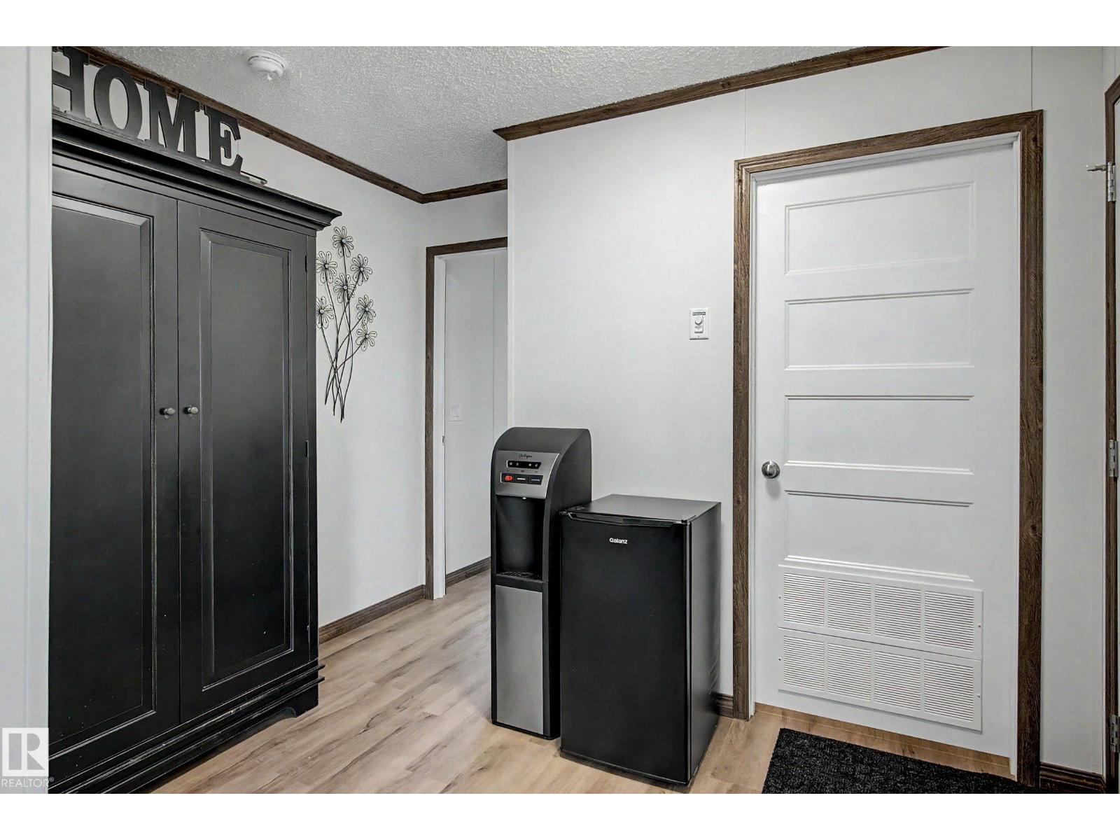 #126 41310 Range Road 282 - 16