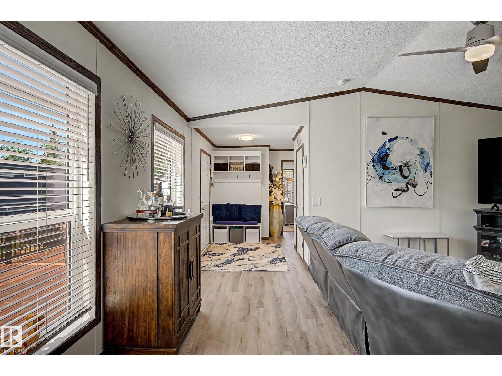 #126 41310 Range Road 282 - 25