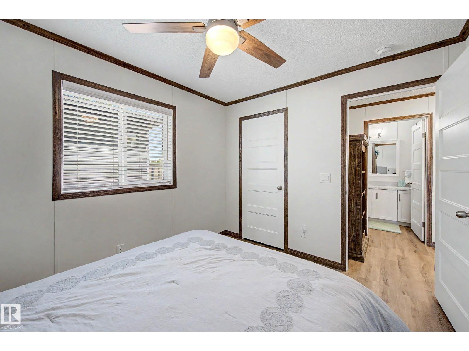 #126 41310 Range Road 282 - 27