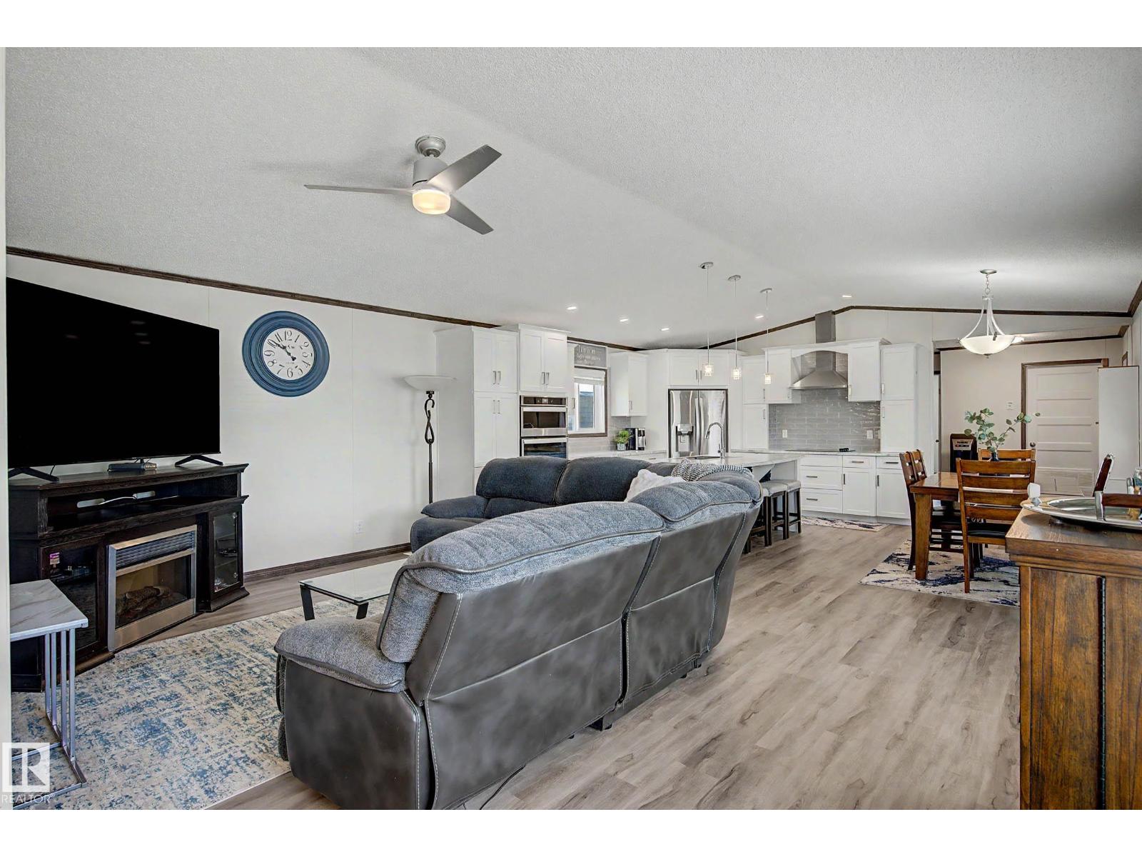 #126 41310 Range Road 282 - 4