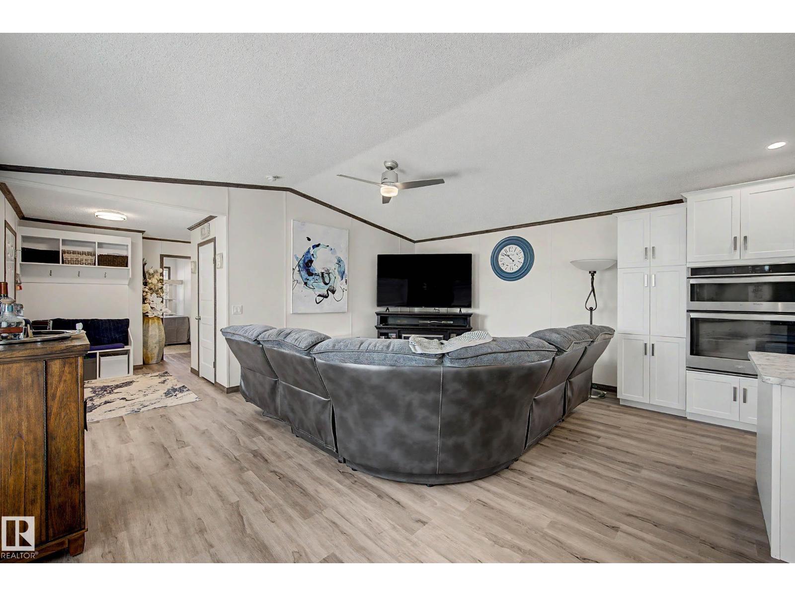 #126 41310 Range Road 282 - 5