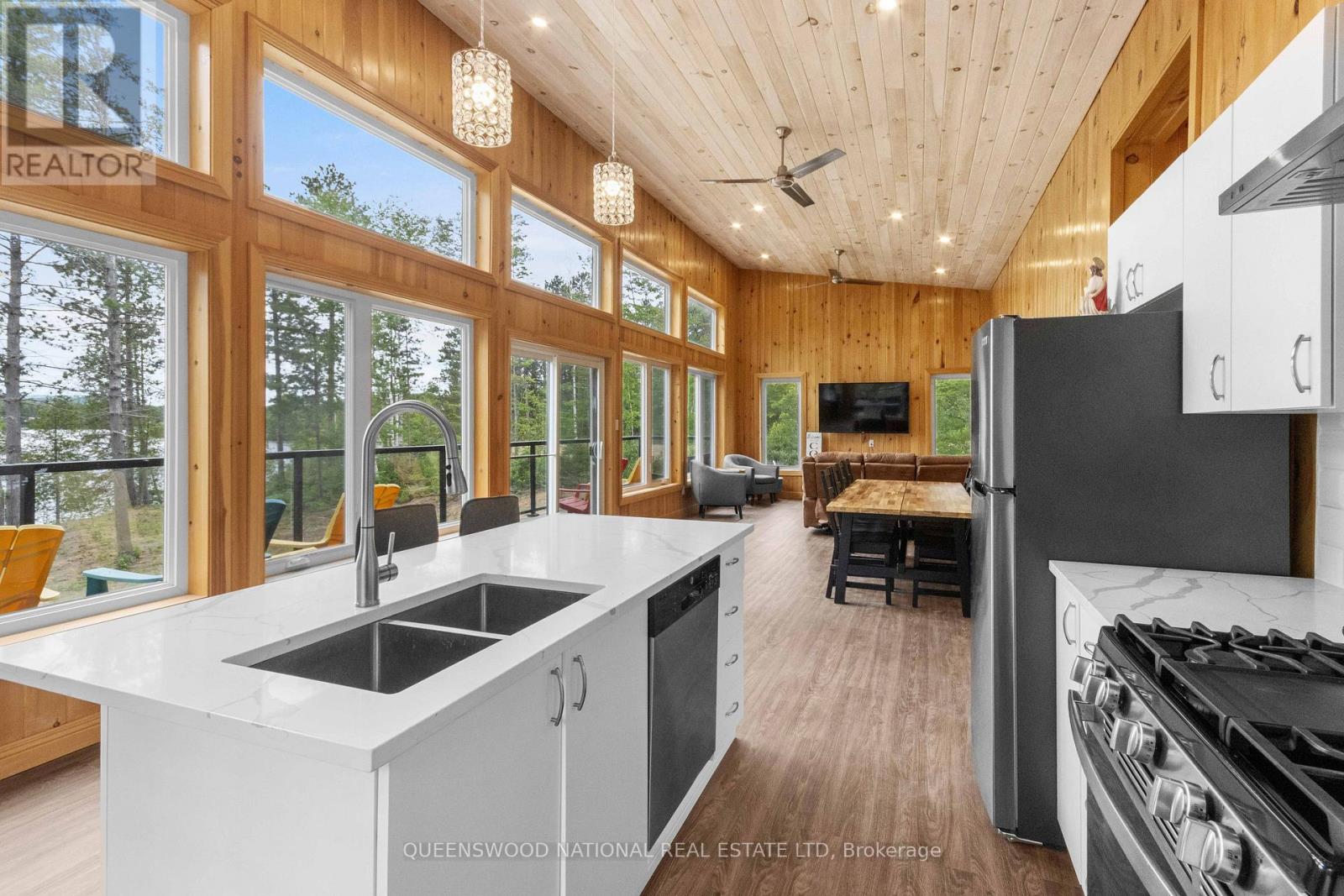 227 GRUNWALD ROAD - 17