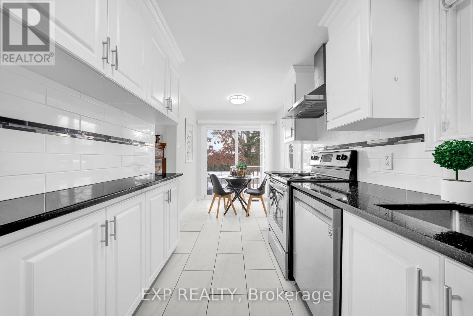 4 Bed, 4 Bath House for Rent in Ottawa – 14 SANDCLIFFE TERRACE, Ottawa – MLS# X13462654 - Image 12