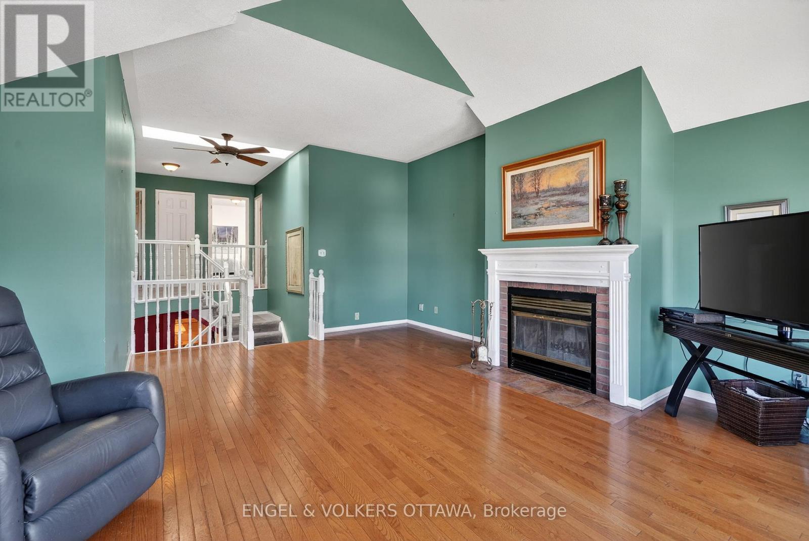 6592 WINDSONG AVENUE - 21