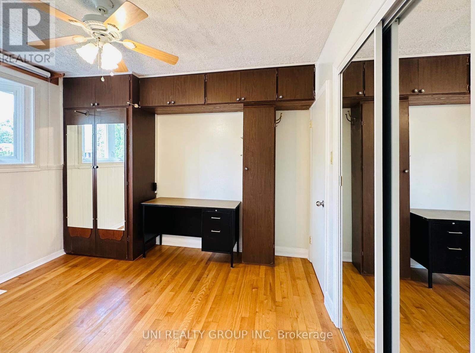 77 MEADOWLANDS DRIVE - 28