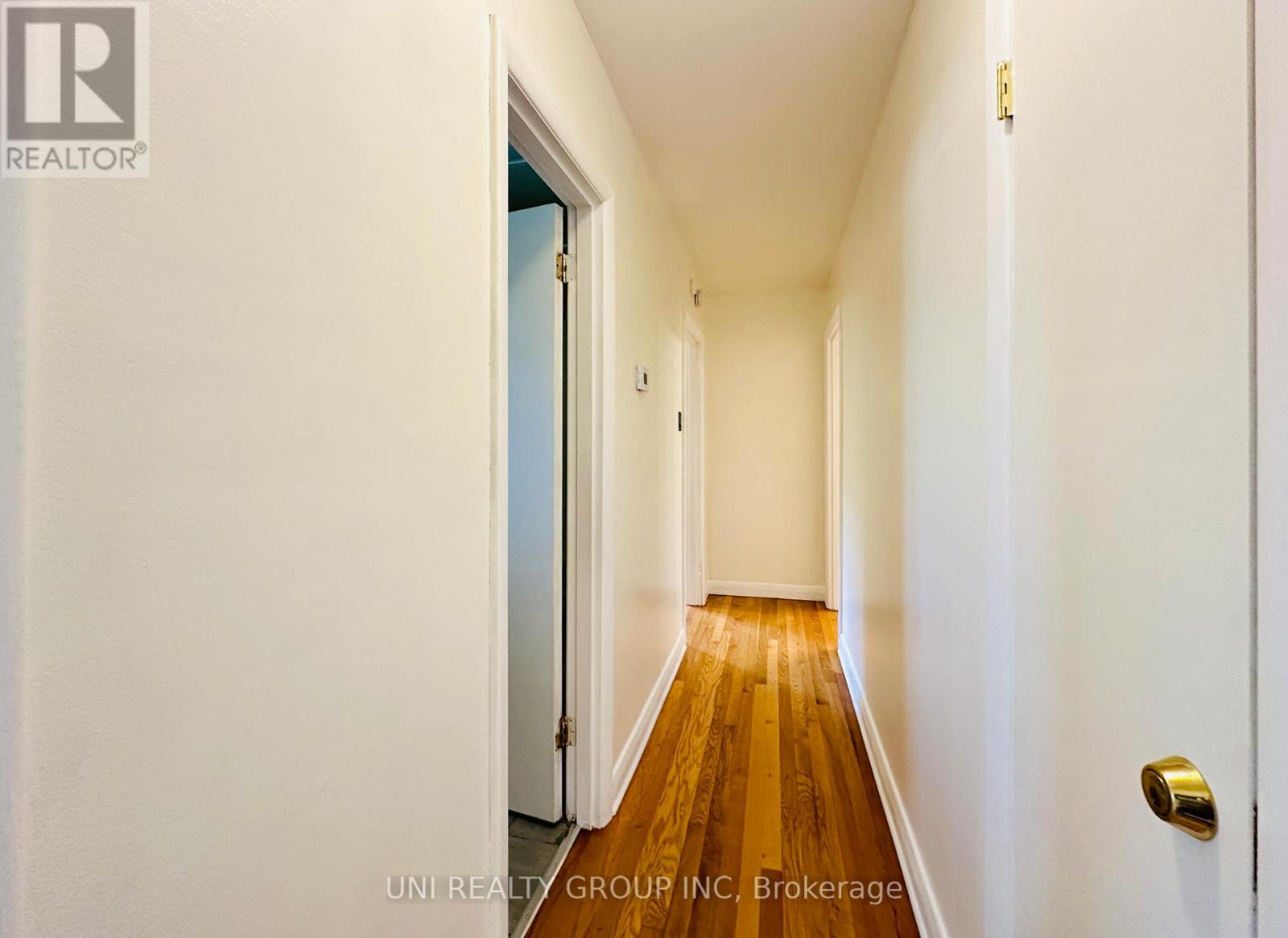 77 MEADOWLANDS DRIVE - 36