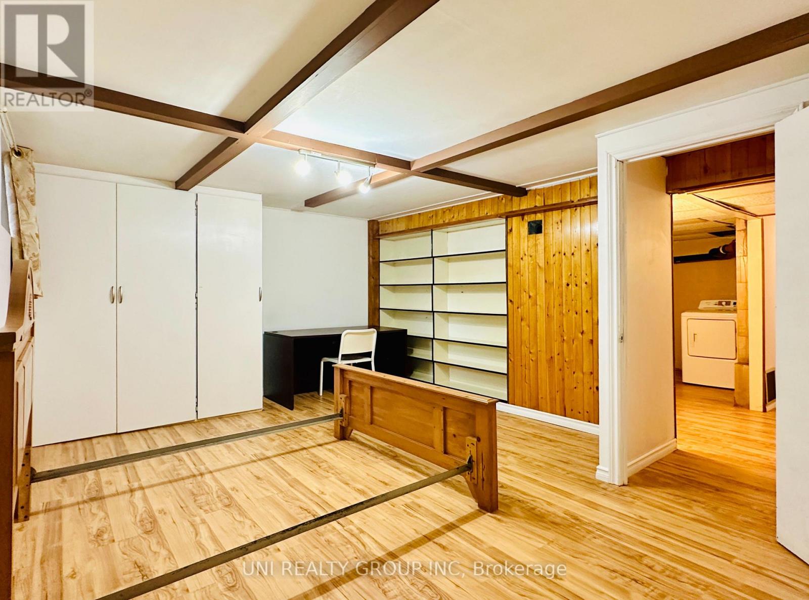 77 MEADOWLANDS DRIVE - 41