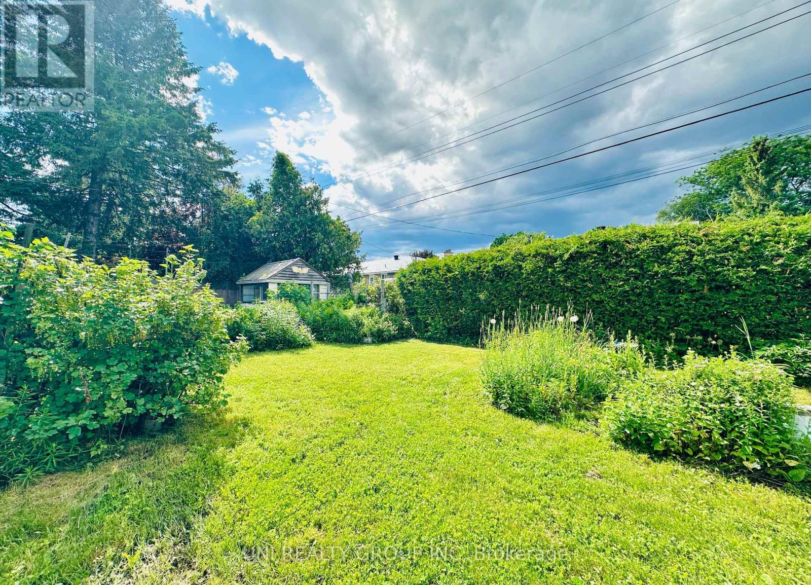 77 MEADOWLANDS DRIVE - 50