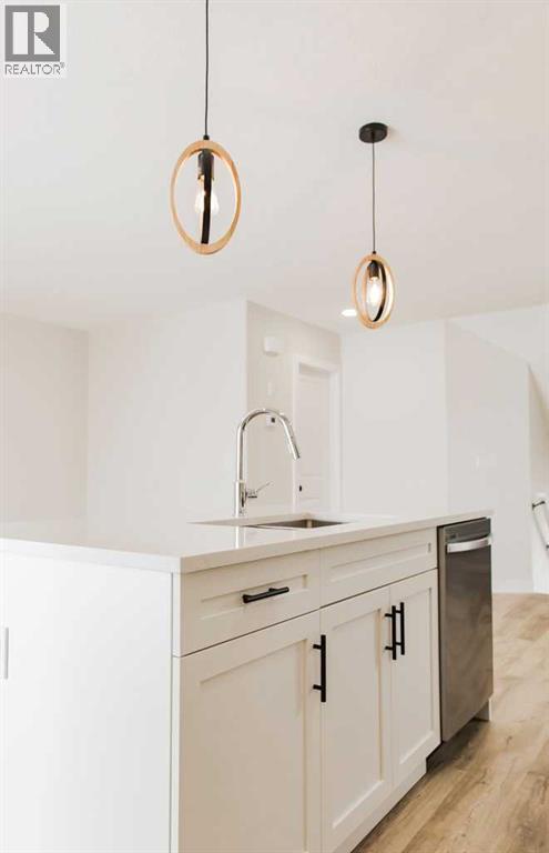 11407 95 Street - 8
