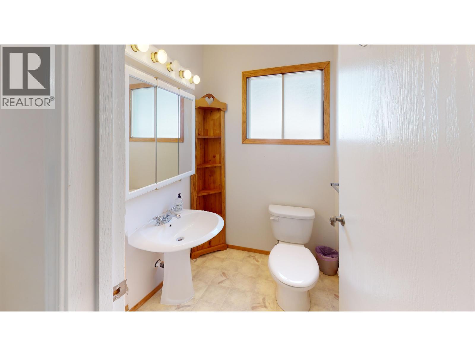 8812 87 STREET - 17