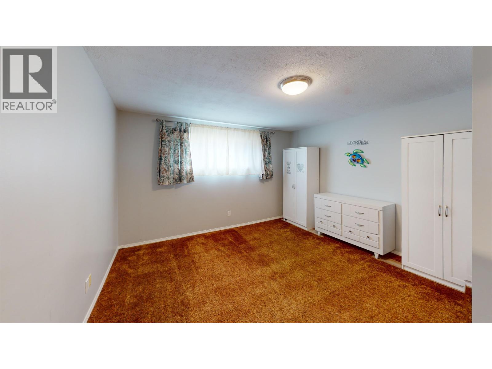 8812 87 STREET - 21