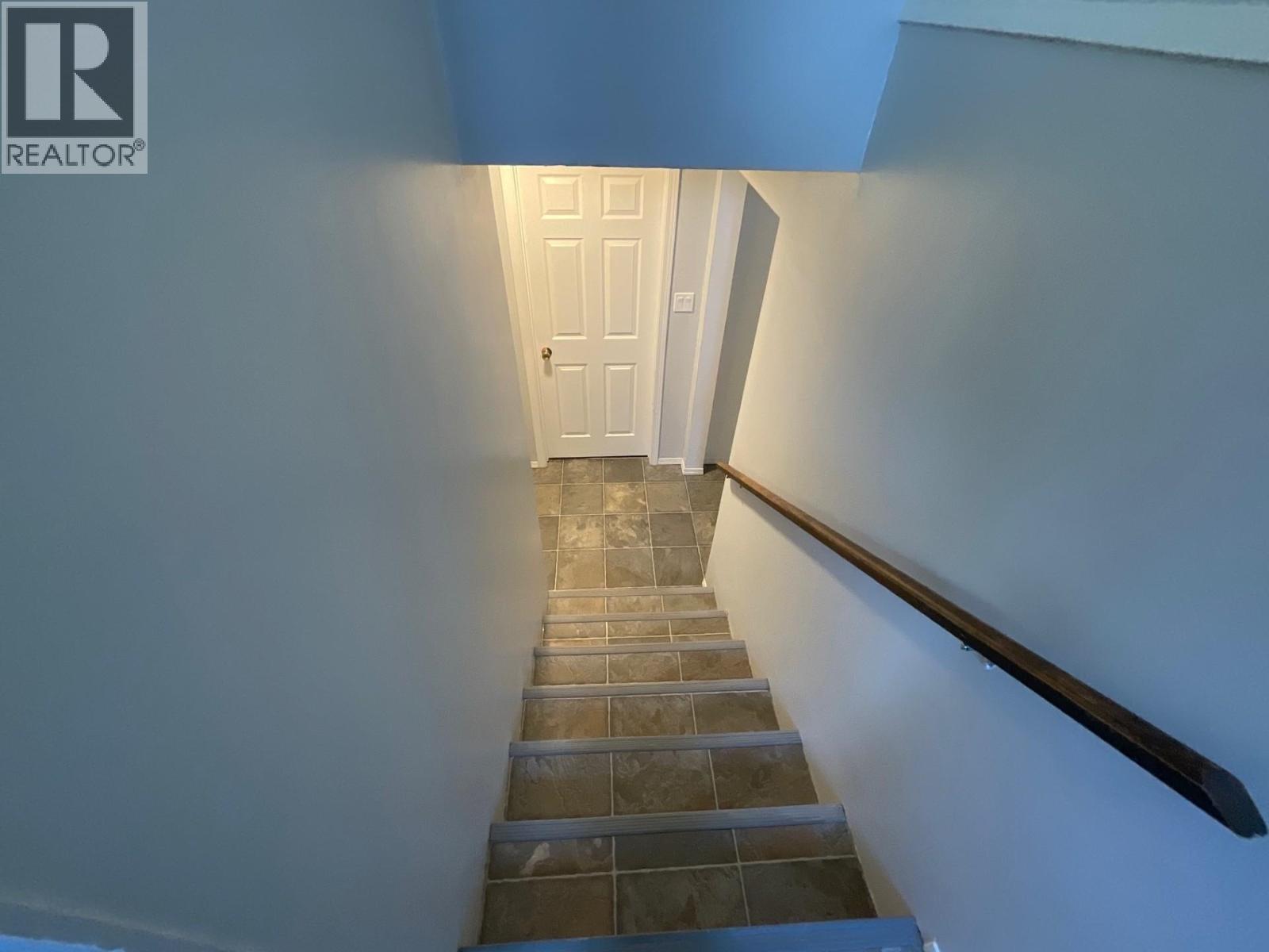 8812 87 STREET - 24