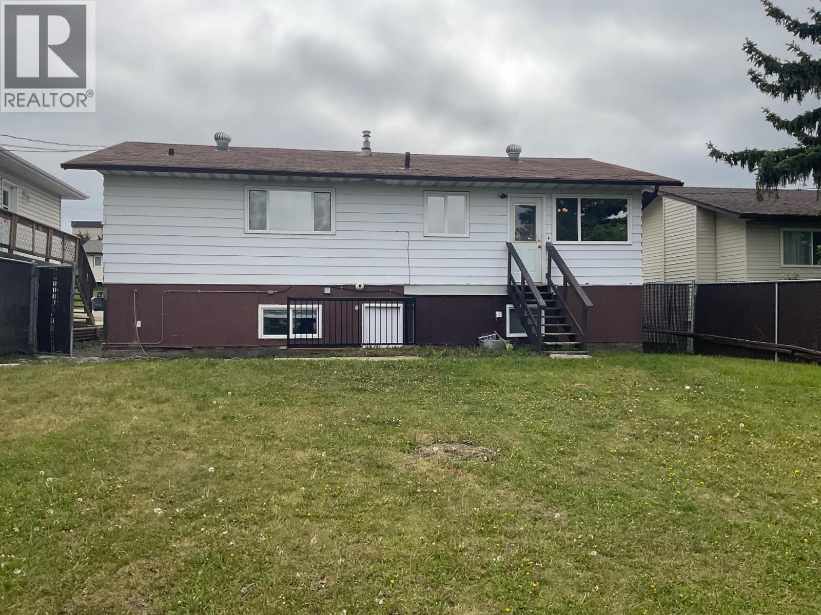 8812 87 STREET - 33