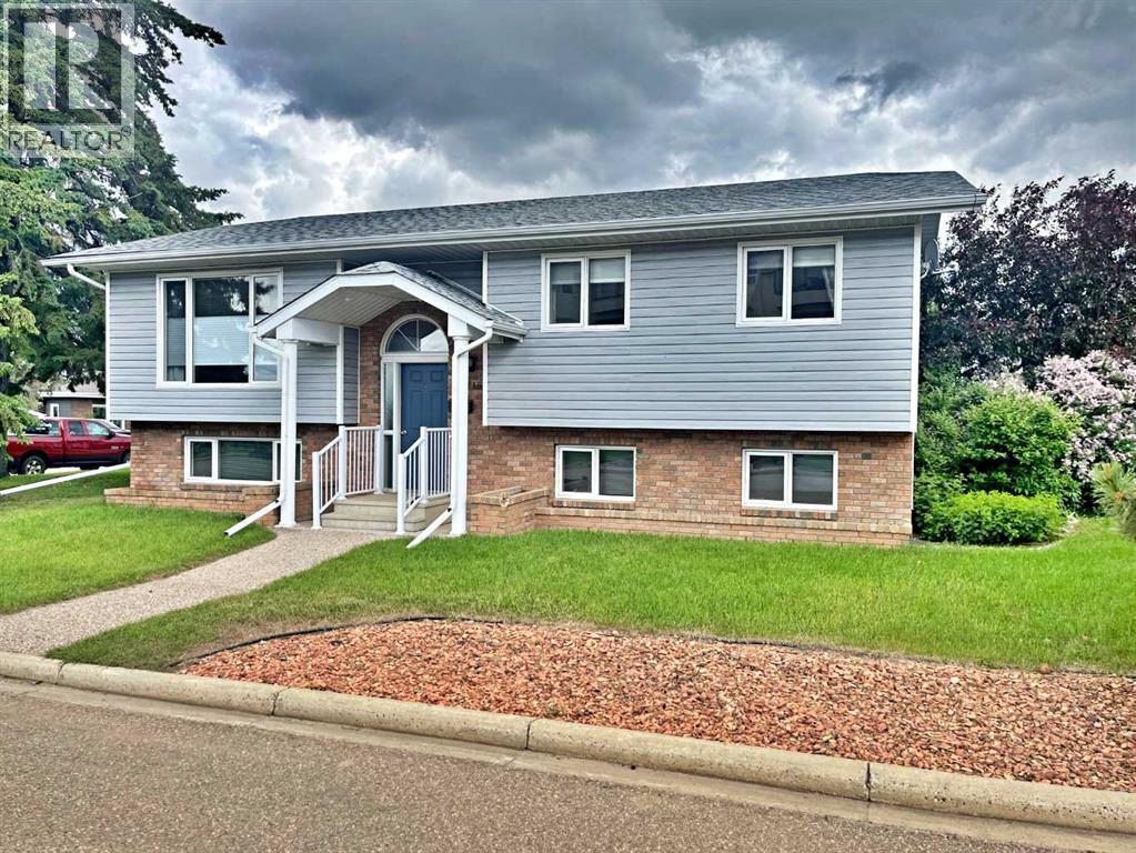 5115 Riverside Drive - 2