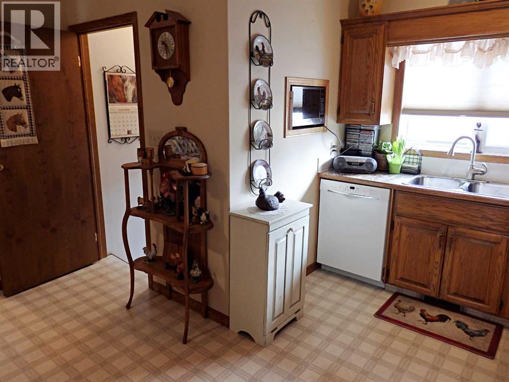 5115 Riverside Drive - 20