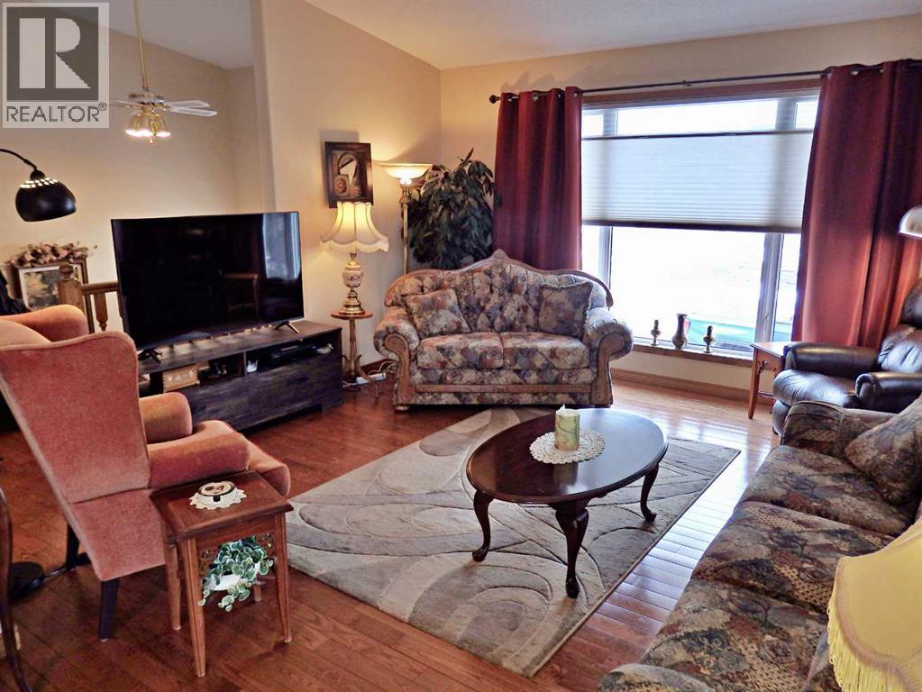 5115 Riverside Drive - 9
