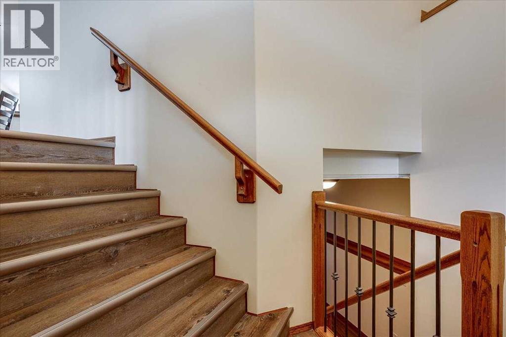 348 Lancaster Drive — photo 7