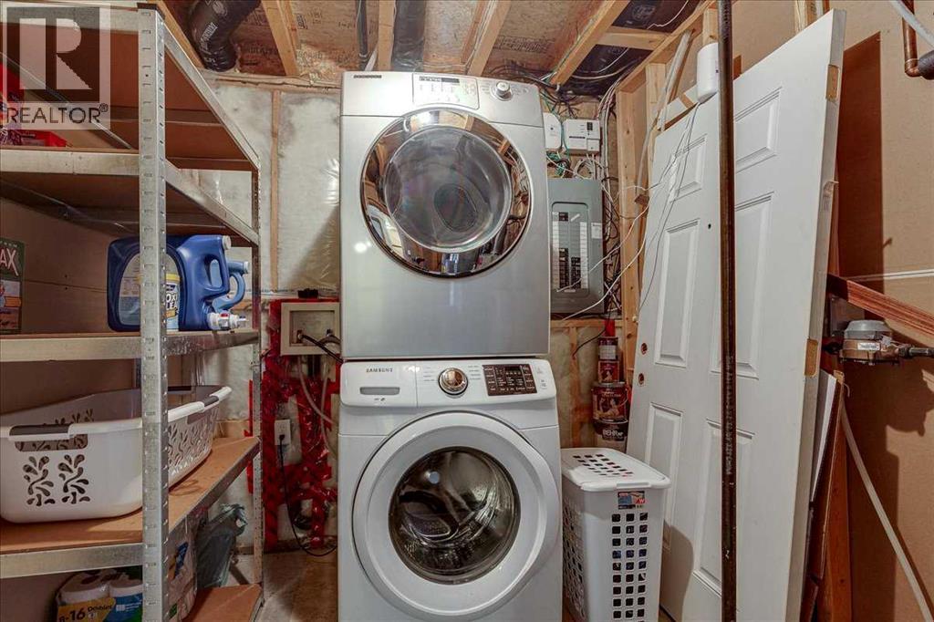 348 Lancaster Drive — photo 40