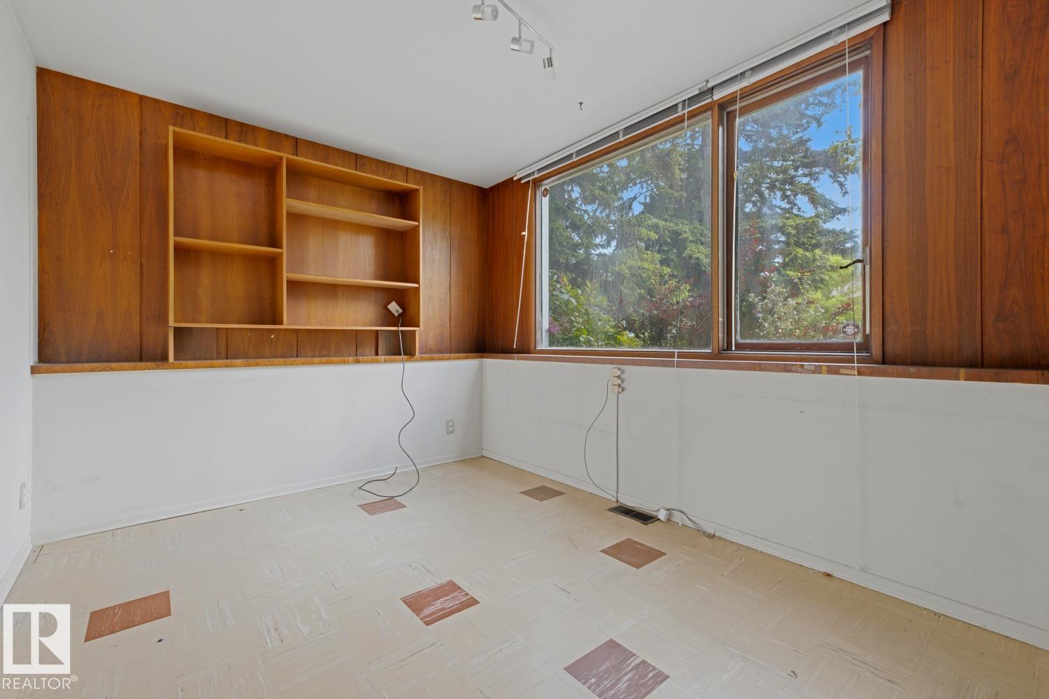 7508 139 ST NW - 25