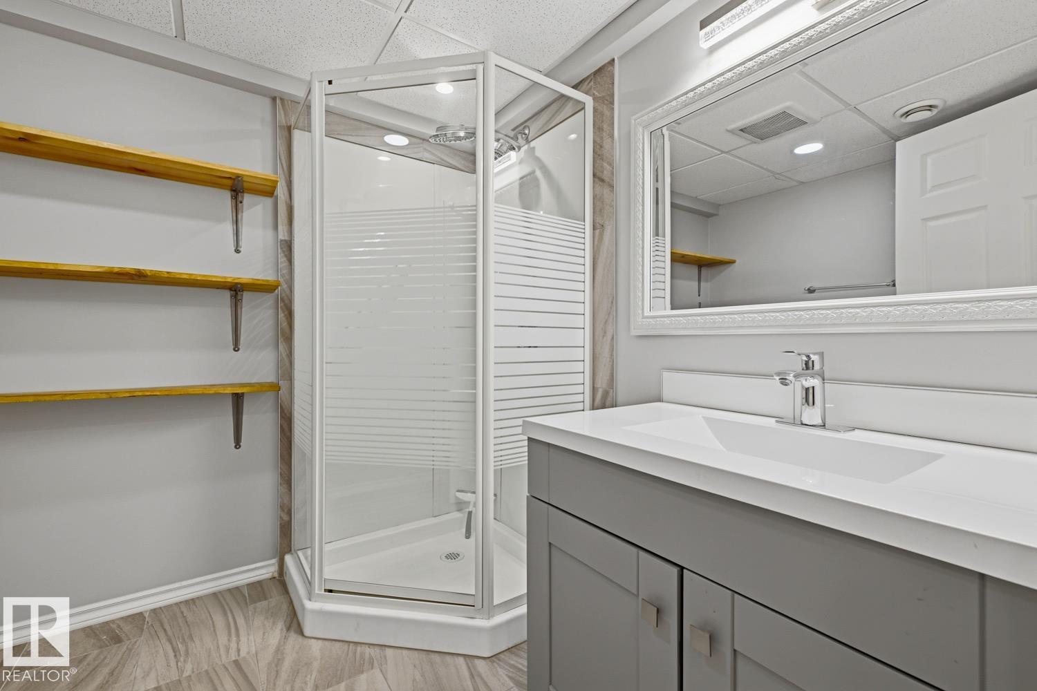 7508 139 ST NW - 30